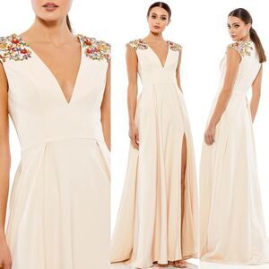 RARE* Mac Duggal Ieena Beaded Cap Sleeve V Neck A Line Gown Dress Cream Size 6